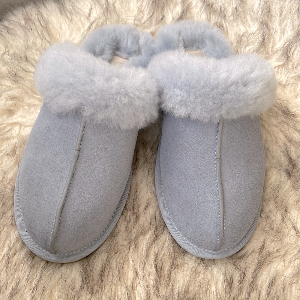 Ice Blue Ugg Scuffette II NWOB 6 US